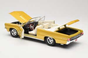 Pontiac GTO Hurst Edition Arany Maisto 1:18 531884 Fém – 5. kép a 8-ből