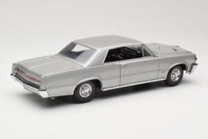 Pontiac GTO Ezüst Sun Star 1:18 1821 Fém – 3. kép a 8-ből