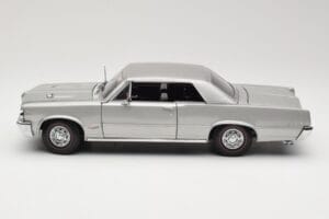 Pontiac GTO Ezüst Sun Star 1:18 1821 Fém – 4. kép a 8-ből