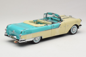 Pontiac Star Chief I Love Lucy Nautilus Blue Fehér Sun Star 1:18 5057 Fém – 3. kép a 7-ből