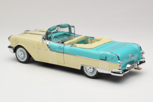 Pontiac Star Chief I Love Lucy Nautilus Blue Fehér Sun Star 1:18 5057 Fém – 6. kép a 7-ből