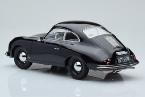 Porsche 356 Fekete Norev 1:18 187451 Fém – 5. kép a 6-ből