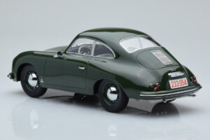 Porsche 356 Zöld Norev 1:18 187453 Fém – 5. kép a 6-ből