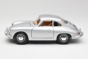 Porsche 356B Ezüst & Barna Belső Bburago 1:18 3021-M2 Fém – 4. kép a 8-ből