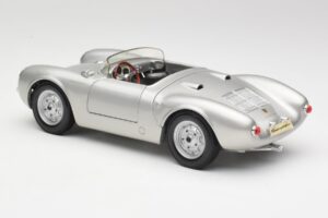 Porsche 550 A Spyder Ezüst Maisto 1:18 50314 Fém – 7. kép a 8-ből