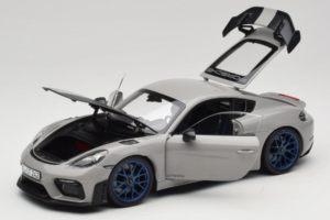 Porsche 718 Cayman 982 GT4 RS Weissach Package Chalk Norev 1:18 187253 Fém – 3. kép a 8-ből