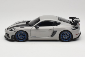Porsche 718 Cayman 982 GT4 RS Weissach Package Chalk Norev 1:18 187253 Fém – 4. kép a 8-ből