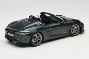 Porsche 718 Spyder RS Weissach Pack Forest Green Norev 1:18 187272 Fém – 3. kép a 8-ből