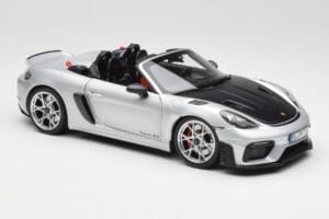 Porsche 718 Spyder RS Weissach Pack GT-Silver Metallic Norev 1:18 187270 Fém – 6. kép a 8-ből