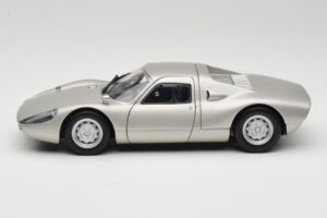 Porsche 904 GTS Ezüst Minichamps 1:18 180067722 Fém – 4. kép a 8-ből