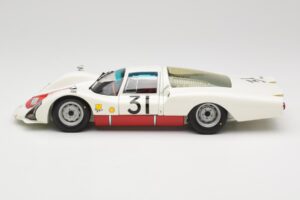 Porsche 906 LH #31 H. Herrmann / H. Linge Porsche System Engineering 24 Hours of Le Mans 1966 Minichamps 1:18 100666131 Fém – 4. kép a 8-ből