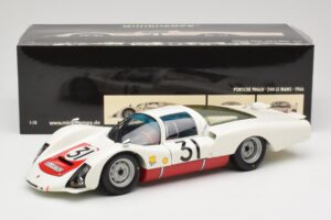 Porsche 906 LH #31 H. Herrmann / H. Linge Porsche System Engineering 24 Hours of Le Mans 1966 Minichamps 1:18 100666131 Fém – 8. kép a 8-ből