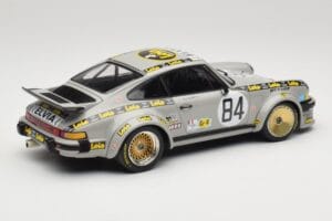 Porsche 934 Anny-Charlotte Verney #84 A-C. Verney / R. Metge / P. Bardinon 24 Hours of Le Mans 1979 Minichamps 1:18 155796484 – 2. kép a 6-ből