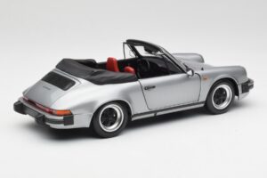 Porsche 911 930 Carrera 3.2 Kabrió Szürke Metál Minichamps 1:18 100063034 Fém – 3. kép a 8-ből