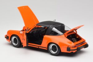 Porsche 911 930 Carrera 3.2 Targa Narancs Minichamps 1:18 100063064 Fém – 5. kép a 8-ből