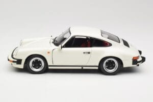 Porsche 911 930 Carrera 3.2 Grand Prix White Minichamps 1:18 100063024 Fém – 4. kép a 8-ből