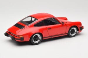 Porsche 911 930 Carrera 3.2 Guards Red Minichamps 1:18 100063021 Fém – 3. kép a 8-ből
