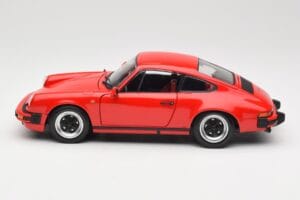 Porsche 911 930 Carrera 3.2 Guards Red Minichamps 1:18 100063021 Fém – 4. kép a 8-ből