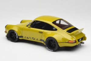 Porsche 911 930 RWB Classic Khaki GT Spirit 1:18 GT120 Gyanta – 5. kép a 6-ből