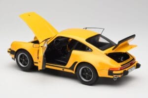 Porsche 911 930 Turbo 3.0 Sárga Norev 1:18 187579 Fém – 5. kép a 8-ből