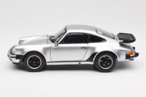 Porsche 911 930 Turbo 3.3 Ezüst Norev 1:18 187574 Fém – 4. kép a 8-ből