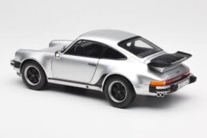 Porsche 911 930 Turbo 3.3 Ezüst Norev 1:18 187574 Fém – 7. kép a 8-ből