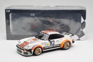 Porsche 911 934 #82 H. Müller / A. Pallavicini Lubrifilm Racing Winners Group 4 24 Hours of Le Mans 1979 Minichamps 1:18 1557 – 6. kép a 6-ből