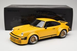 Porsche 911 934 RSR Sárga 1976 Minichamps 1:12 125766401 Fém – 6. kép a 6-ből