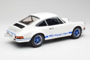 Porsche 911 2.7 RS Grand Prix Fehér GT Spirit 1:12 GT921 Gyanta – 2. kép a 6-ből
