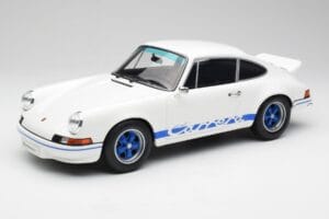 Porsche 911 2.7 RS Grand Prix Fehér GT Spirit 1:12 GT921 Gyanta