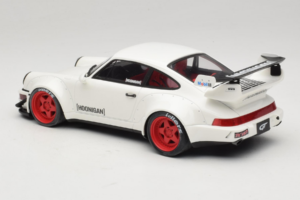 Porsche 911 964 RWB Hoonigan Fehér GT Spirit 1:18 GT732 Gyanta – 5. kép a 6-ből