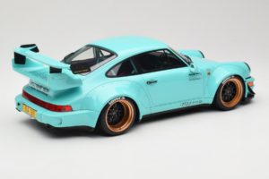 Porsche 911 964 RWB Tiffany GT Spirit 1:12 GT951 Gyanta – 2. kép a 6-ből