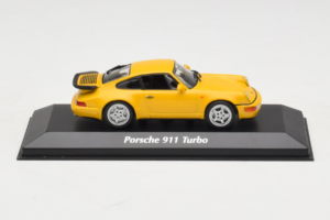 Porsche 911 964 Turbo Sárga MaxiChamps 1:43 940069104 Fém