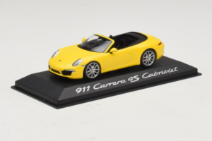 Porsche 911 991 Carrera 4S Kabrió Sárga Minichamps 1:43 WAP0201120C Fém – 2. kép a 5-ből