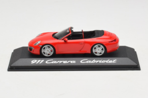 Porsche 911 991 Carrera Kabrió Piros Minichamps 1:43 WAP0200120C Fém