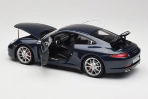 Porsche 911 991 Carrera S Blue Metallic Minichamps 1:18 WAP0210200C Fém – 5. kép a 8-ből