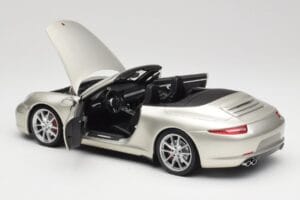 Porsche 911 991 Carrera S Kabrió GT Ezüst Metál Minichamps 1:18 100061030 Fém – 5. kép a 8-ből