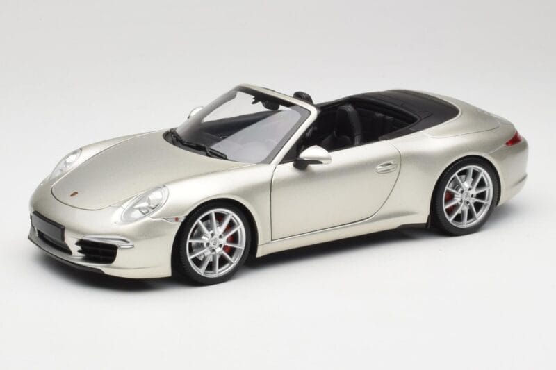 Porsche 911 991 Carrera S Kabrió GT Ezüst Metál Minichamps 1:18 100061030 Fém