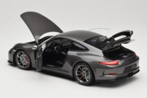 Porsche 911 991 GT3 Grey Metallic Minichamps 1:18 110062720 Fém – 5. kép a 8-ből