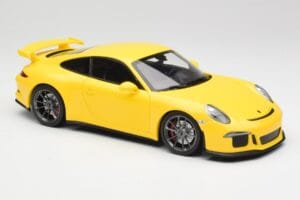 Porsche 911 991 GT3 Racing Sárga & Ezüst Kerekek Minichamps 1:18 110062722 Fém – 6. kép a 8-ből