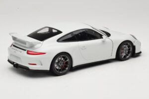 Porsche 911 991 GT3 Fehér Ezüst Felnikkel Minichamps 1:18 113062721 Fém – 3. kép a 8-ből