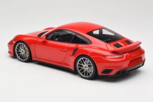 Porsche 911 991 Turbo S Guards Red Minichamps 1:18 110067122 Fém – 7. kép a 8-ből