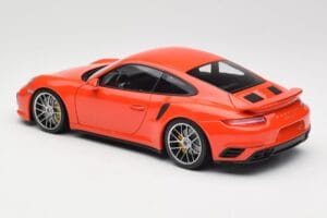 Porsche 911 991 Turbo S Lava Orange Minichamps 1:18 110067120 Fém – 7. kép a 8-ből