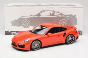 Porsche 911 991 Turbo S Lava Orange Minichamps 1:18 110067120 Fém – 8. kép a 8-ből