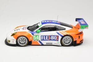 Porsche 911 991.1 GT3 R Core Autosport #54 J. Bennett / C. Braun / P. Long / N. Jonsson 24 Hours of Daytona 2017 Minichamps 1 – 3. kép a 6-ből