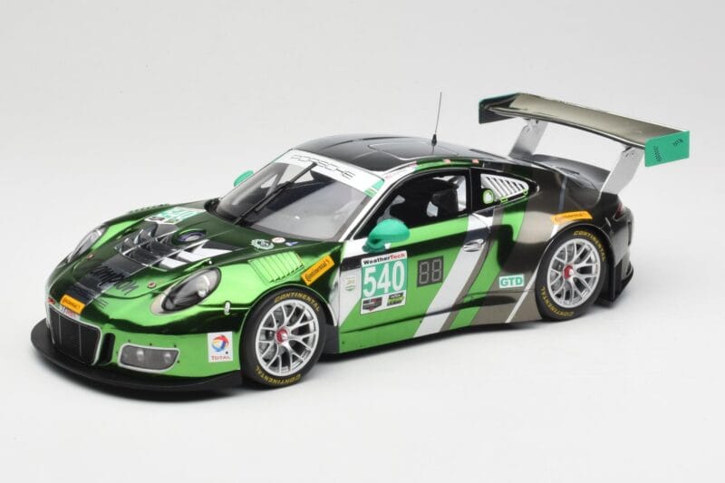 Porsche 911 991.1 GT3 R #540 Black Swan Racing P. Long / T. Pilgrim 24h Daytona 2016 Minichamps 1:18 155166540 Fém