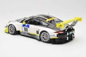 Porsche 911 991.1 GT3 R #911 Manthey Racing N. Tandy / E. Bamber 24h Nurburgring 2016 Minichamps 1:18 155166911 Fém – 5. kép a 6-ből