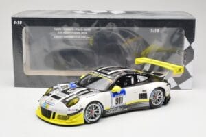 Porsche 911 991.1 GT3 R #911 Manthey Racing N. Tandy / E. Bamber 24h Nurburgring 2016 Minichamps 1:18 155166911 Fém – 6. kép a 6-ből