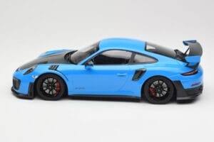 Porsche 911 991.2 GT2 RS Kék Fekete Felnikkel Minichamps 1:18 155068308 Fém – 3. kép a 6-ből