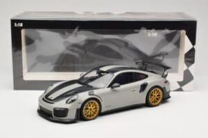 Porsche 911 991.2 GT2 RS Chalk Weissach Package Arany Felnik Minichamps 1:18 155068304 Fém – 6. kép a 6-ből